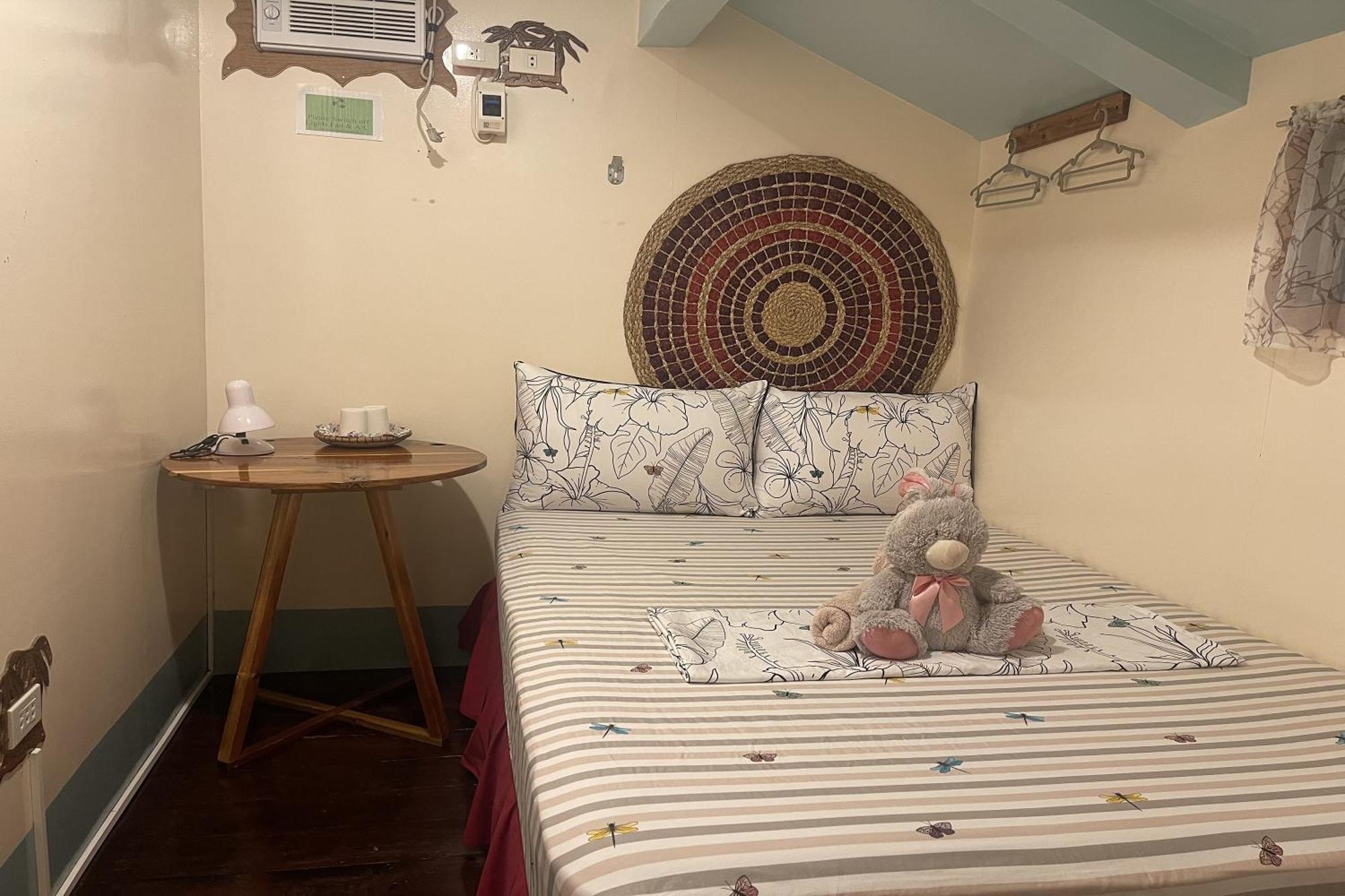 Balai Vivencio Hostel Puerto Princesa ภายนอก รูปภาพ