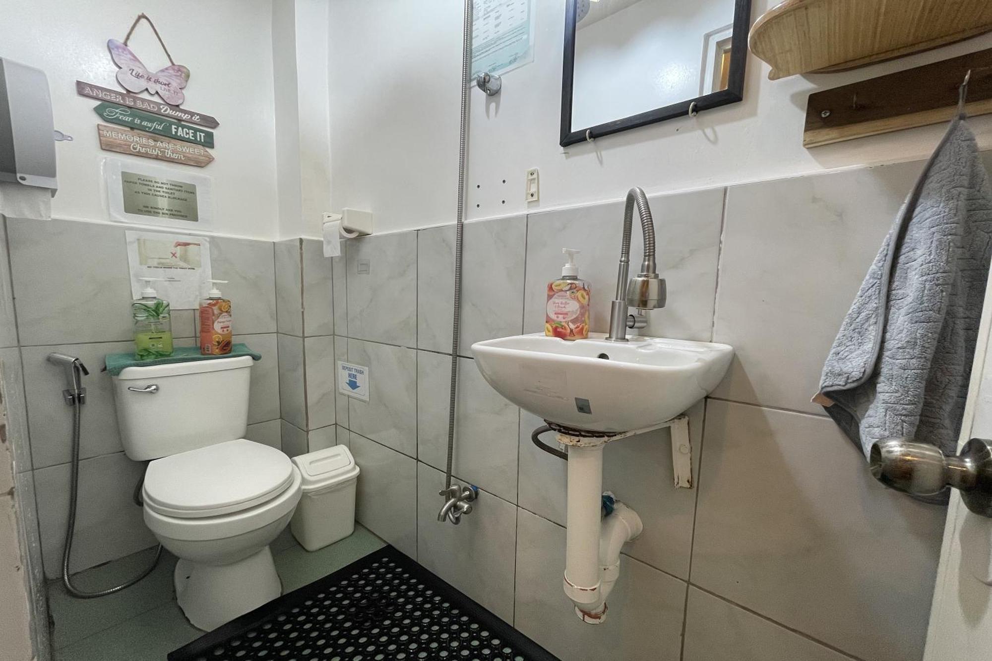 Balai Vivencio Hostel Puerto Princesa ภายนอก รูปภาพ