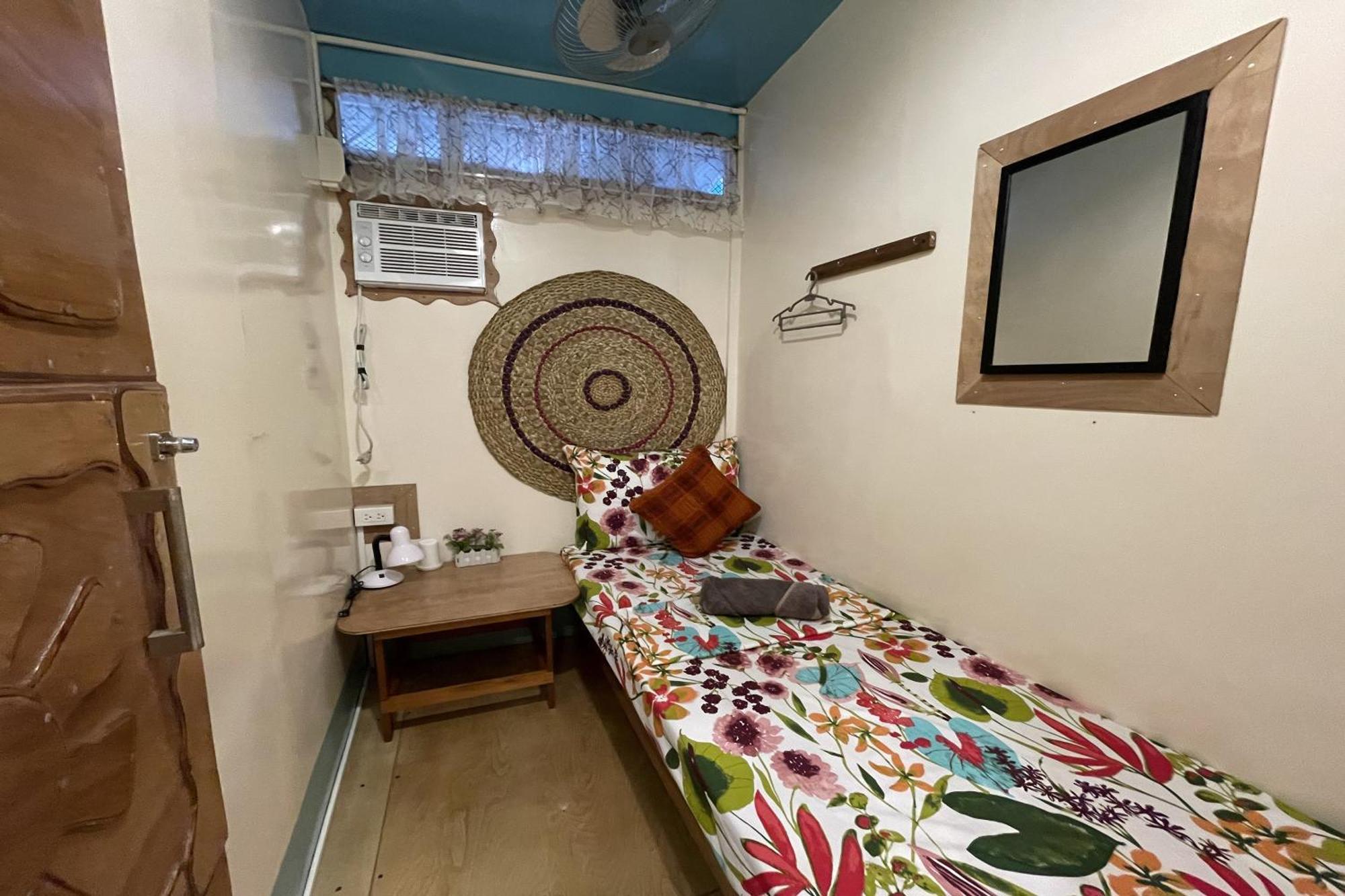 Balai Vivencio Hostel Puerto Princesa ภายนอก รูปภาพ